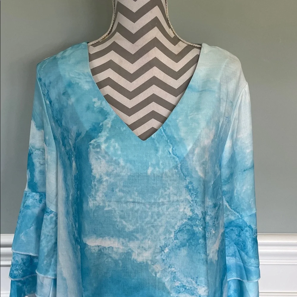 💥NWOT💥NORACORA Light Blue Tie-Dye V-Neck Bell Sleeve Dress Size XL